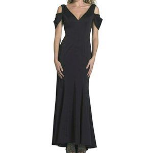 Dave and Johnny Classic Black Gown Size 0 NWT